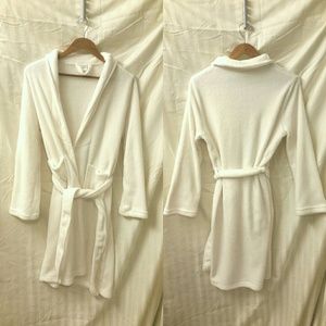 ULTA Beauty White Plush Robe S/M